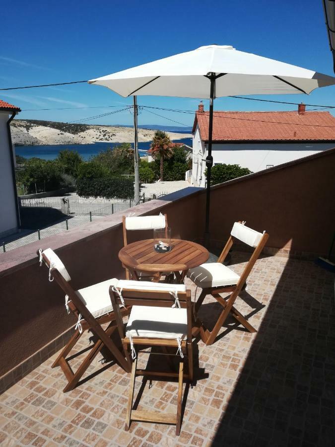 Apartments Mestrovic Lopar Exterior photo